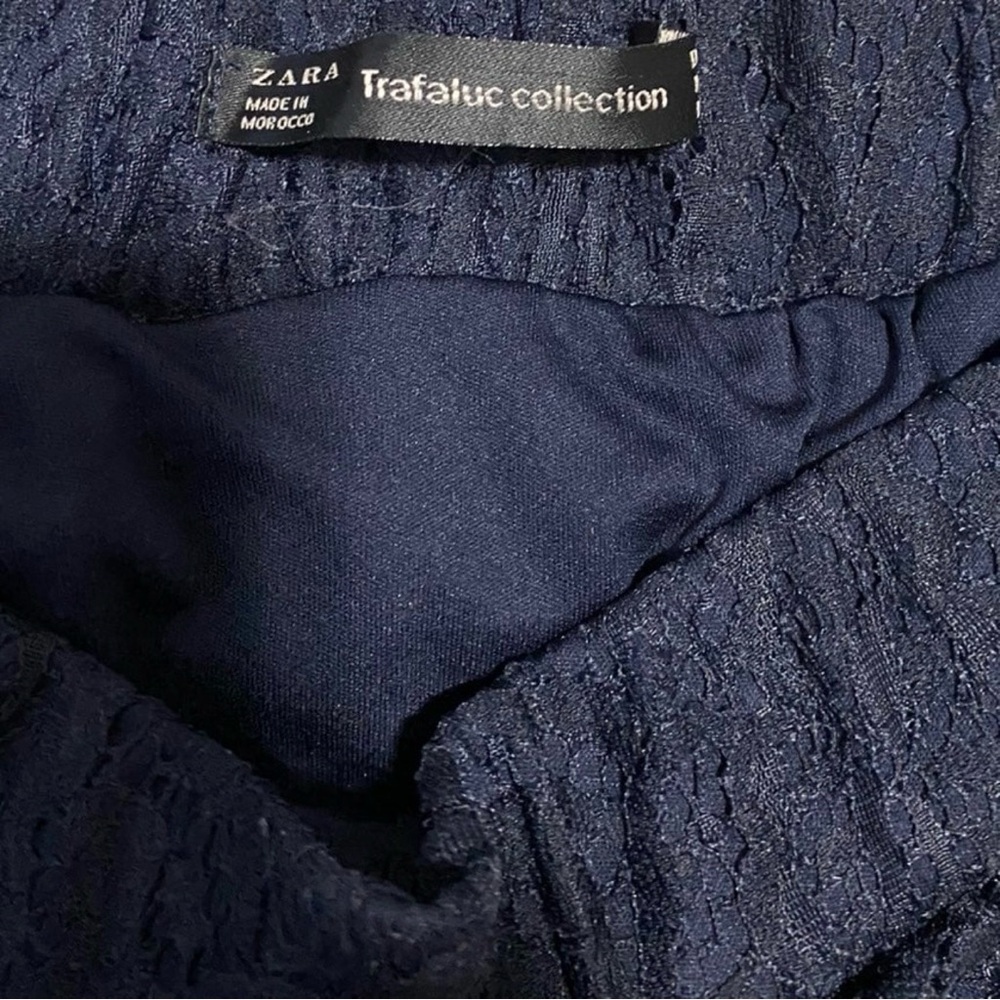 Zara Trafaluc Collection Blue With Gold Stripe Lace Overlay Skirt Size Medium - Picture 6 of 8